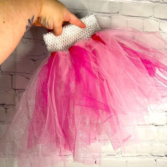 Handmade small tulle, pink skirt w/ elastic waist & 2 headbands. *MARKED DOWN!! - Picture 2 of 9